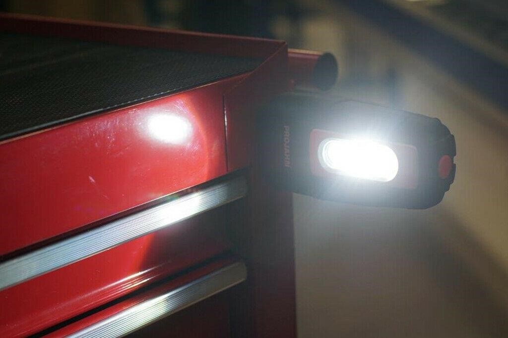 LED Hochleistungs-Handarbeitslampe PJ-AL220 *POWERBANK* LED Hochleistungs-Handarbeitslampe PJ-AL220 *POWERBANK*